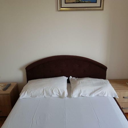 Sobe I Apartmani Marovic Petrovac na moru Exterior foto