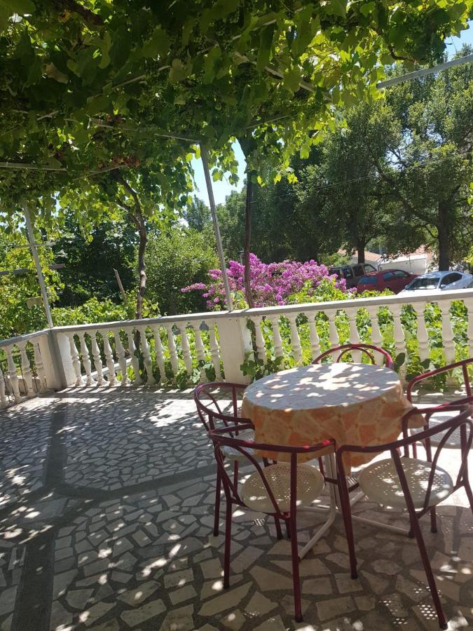 Sobe I Apartmani Marovic Petrovac na moru Exterior foto