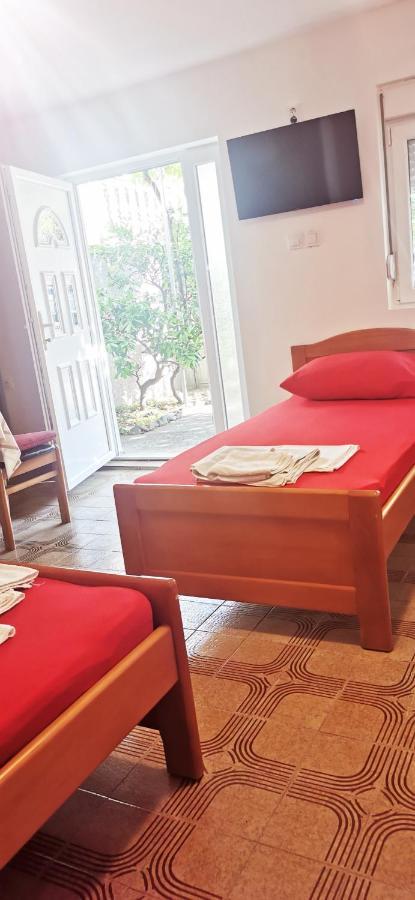Sobe I Apartmani Marovic Petrovac na moru Exterior foto
