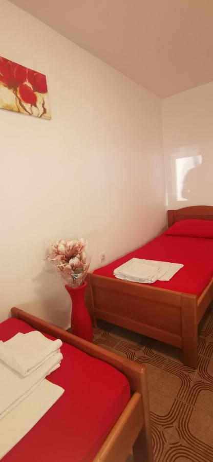 Sobe I Apartmani Marovic Petrovac na moru Exterior foto