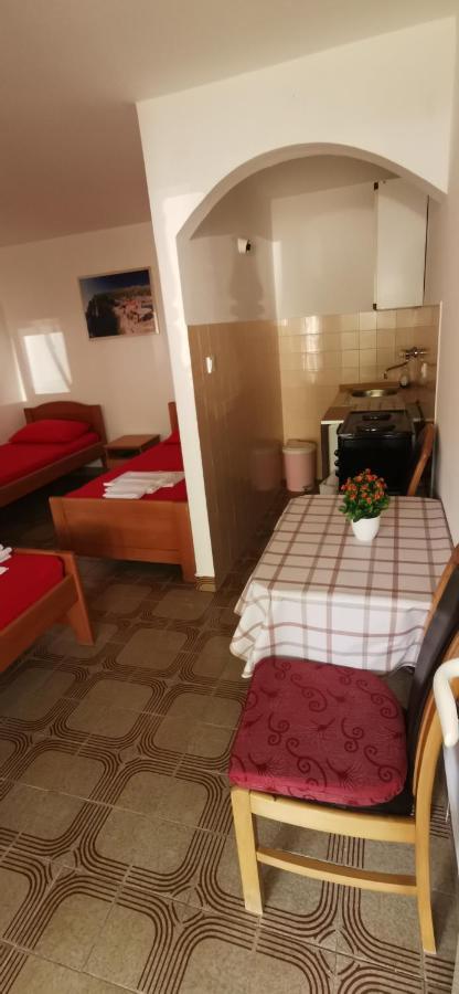 Sobe I Apartmani Marovic Petrovac na moru Exterior foto
