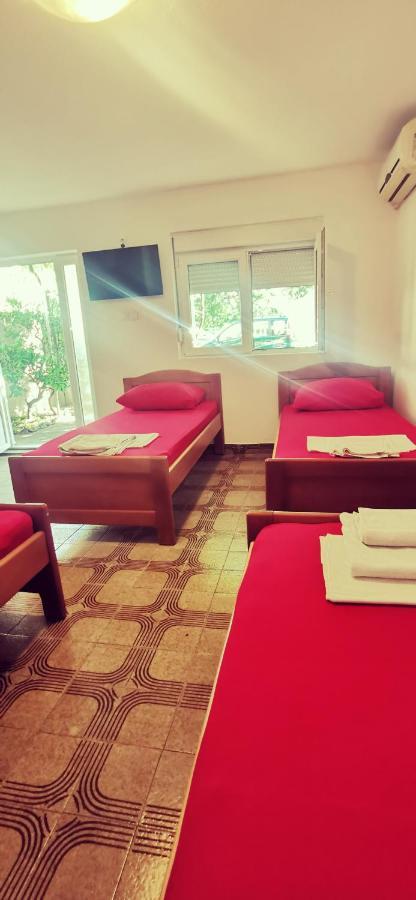 Sobe I Apartmani Marovic Petrovac na moru Exterior foto