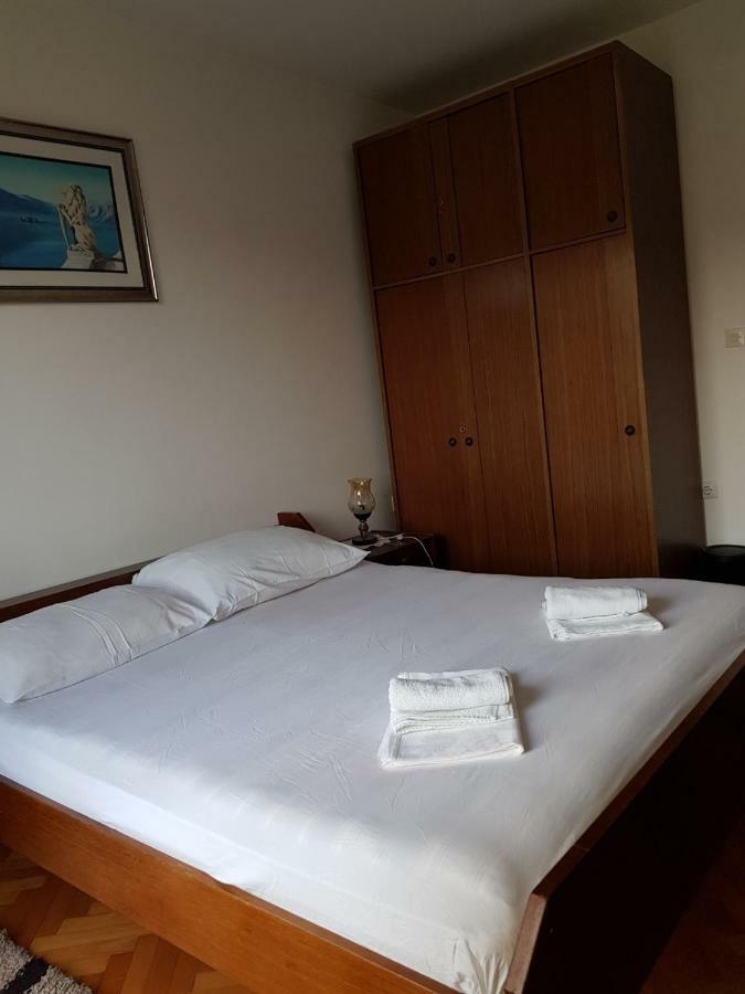 Sobe I Apartmani Marovic Petrovac na moru Exterior foto